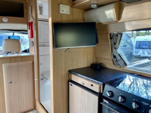 Mandale Compact 2 Berth Hi Top Coachbuilt Campervan YC09 NXA (9)