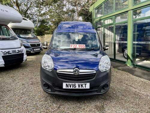 Nu Venture Compact 2 Berth High Top Campervan NV16 VKT 18-09-2025 (2)