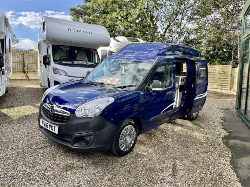Nu Venture Compact 2 Berth High Top Campervan NV16 VKT 18-09-2025 (3)