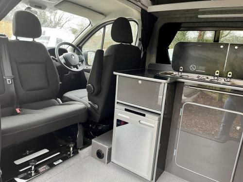 Renault Traffic 2 Berth High-Top Campervan nx16-veh-08-01-2026 (3)