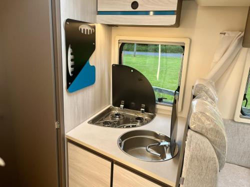 Rimor Kilig 95 Plus 5 Berth Low Profile Motorhome 27-05-2025 (12)