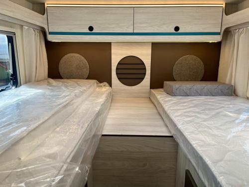 Rimor Kilig 95 Plus 5 Berth Low Profile Motorhome r75931-02-09-2025 (10)