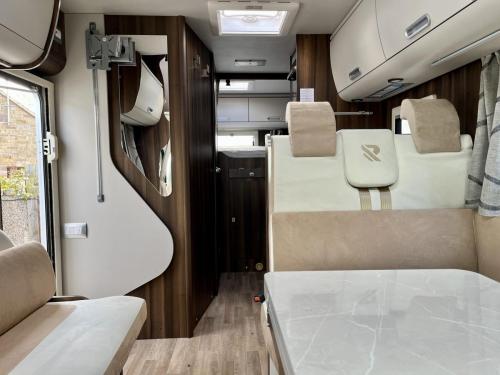 Rimor Superbrig 687 TC 4 Berth Coachbuilt Motorhome r39391-02-09-2025 (7)