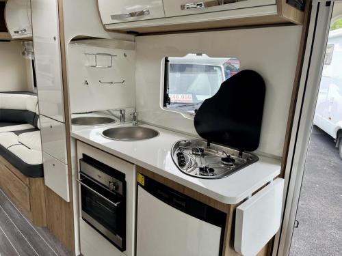 Roller Team Auto Roller 747 6 Berth Low Profile Motorhome gn20 bhj 21-05-2024 (11)