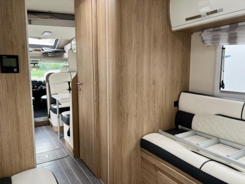 Roller Team Auto Roller 747 6 Berth Low Profile Motorhome gn20 bhj 21-05-2024 (9)