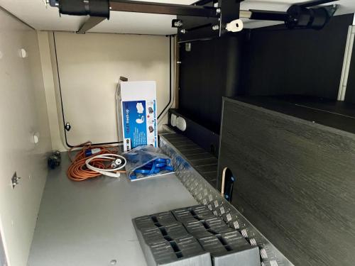 Roller Team Zefiro 665 4 Berth Coachbuilt Motorhome 06-01-2026-mf24 eyb (4)