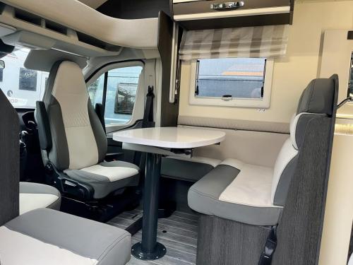 Roller Team Zefiro 665 4 Berth Coachbuilt Motorhome 06-01-2026-mf24 eyb (7)