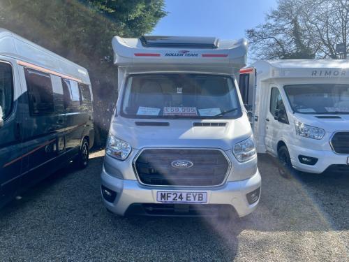 Roller Team Zefiro 665 4 Berth Coachbuilt Motorhome 06-01-2026-mf24 eyb NEW 25-04-2026 (1)