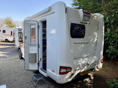 Swift Bolero 612 2 Berth Low Profile Motorhome nx66 dky 01-05-2025 (2)