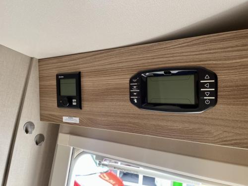 Swift Escape 494 4 Berth Coachbuilt Motorhome dt21-kcf-06-03-2026 (3)