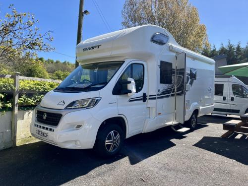 Swift Escape 494 4 Berth Coachbuilt Motorhome dt21-kcf-06-03-2026 REV1 (3)