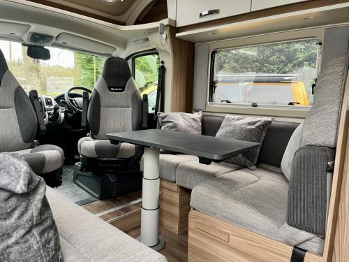 Swift Spirit 694 4 Berth Low Profile Motorhome hg19-yah-27-11-2025 (12)