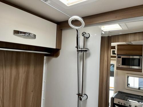 Swift Spirit 694 4 Berth Low Profile Motorhome hg19-yah-27-11-2025 (15)