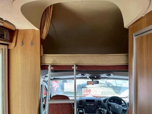 Swift Sundance 590RL 4 Berth Coachbuilt Motorhome au07 bve (8)