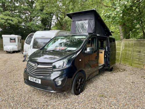 Vauxhall Vivaro 4 Berth Pop Top Campervan dy16 wfu 17-06-2025 (3)