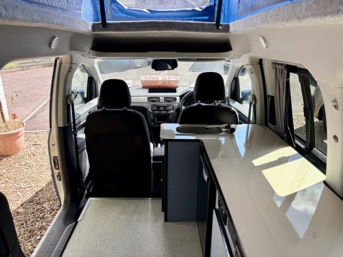 Volkswagen Caddy Maxi 2 Berth Pop Top Campervan nk17-cxf-28-07-2026 (8)