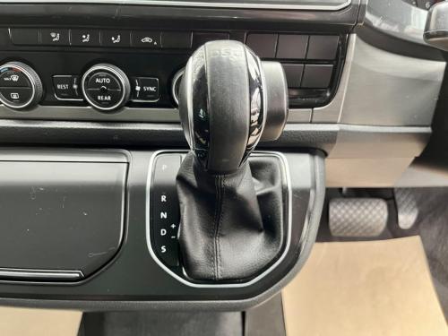 Volkswagen California Beach 4 Berth Pop Top Campervan bn67 pfe 27-03-2026 (2)