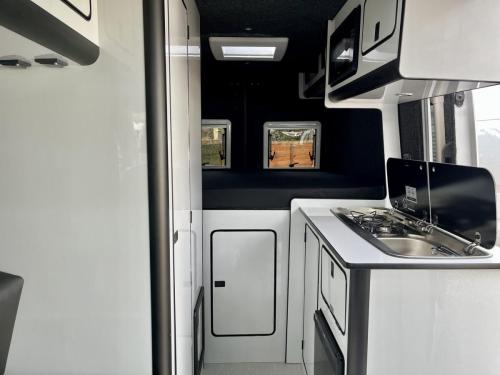 Volkswagen Crafter 3 Berth Campervan rv70-nup-02-02-2026 (12)