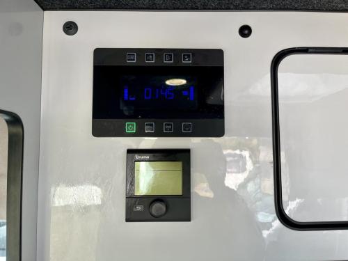 Volkswagen Crafter 3 Berth Campervan rv70-nup-02-02-2026 (13)