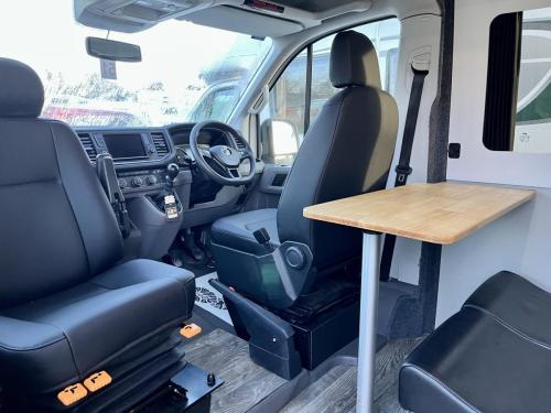 Volkswagen Crafter MWB 4 Berth Campervan gf70-vll 02-02-2026 (5)