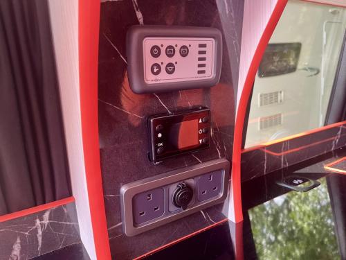 Volkswagen Transporter T.6 SWB T28 4 Berth Pop Top Campervan gj68-lkk-06-07-2025 (7)
