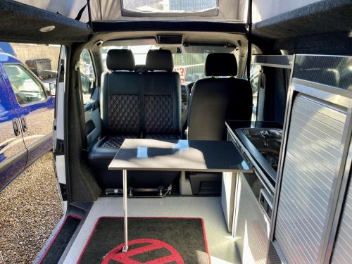 Volkswagen Transporter T5.1 SWB 4 Berth Pop Top Campervan hn61-anr-28-03-2025 (11)