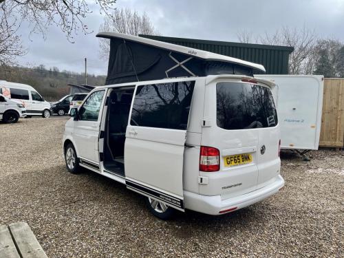 Volkswagen Transporter T5.1 SWB T28 4 Berth Pop Top Campervan gf65-bnk-08-03-2026 (3)