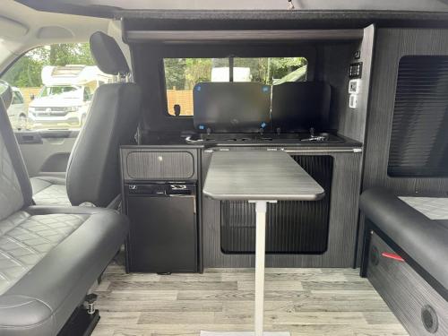 Volkswagen Transporter T5.1 SWB T28 4 Berth Pop Top Campervan gf65 bnk-14-07-2025 (8)