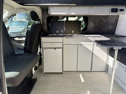 Volkswagen Transporter T6 LWB 4 Berth Pop Top Campervan 10-09-2026-bd68-eja (8)