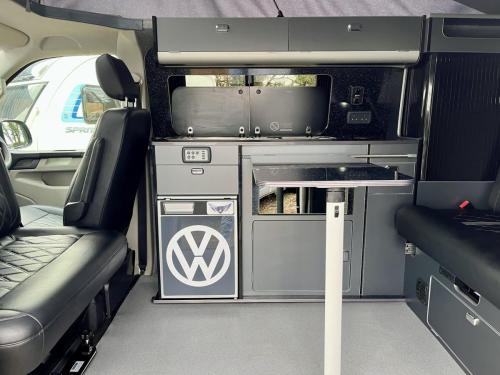 Volkswagen Transporter T6 SWB T28 4 Berth Pop Top Campervan gf19-eao-02-02-2026 (5)