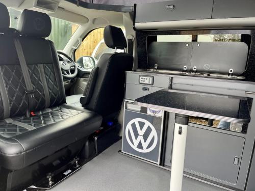 Volkswagen Transporter T6 SWB T28 4 Berth Pop Top Campervan gf19-eao-02-02-2026 (7)