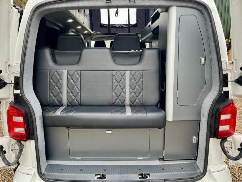 Volkswagen Transporter T6 SWB T28 4 Berth Pop Top Campervan gf19-eao-02-02-2026 (9)