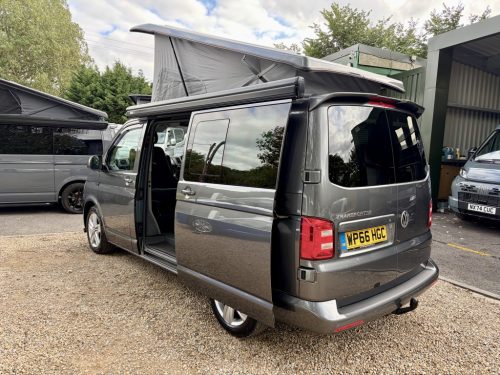 Volkswagen Transporter T6 SWB T32 4 Berth Pop Top Campervan 16-09-2026-wp66-hgc 1A (10)