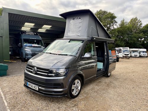 Volkswagen Transporter T6 SWB T32 4 Berth Pop Top Campervan 16-09-2026-wp66-hgc 1A (11)