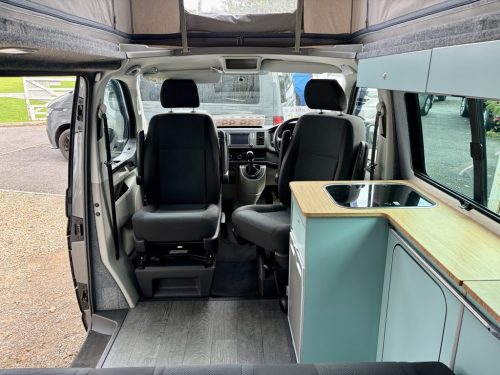 Volkswagen Transporter T6 SWB T32 4 Berth Pop Top Campervan 16-09-2026-wp66-hgc 1A (9)