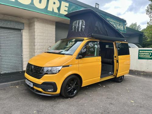 Volkswagen Transporter T6.1 SWB T28 4 Berth Pop Top Campervan DG70 MZV 26-09-2025 (8)