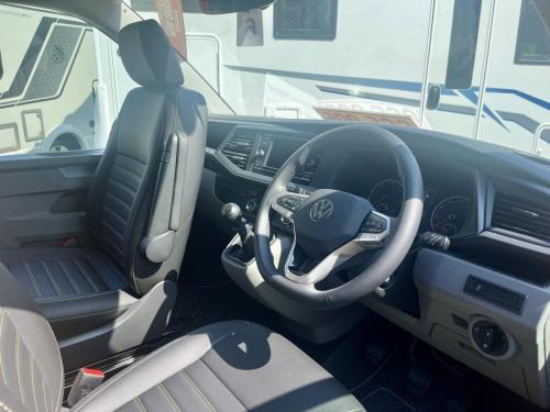 Volkswagen Transporter T6.1 SWB T28 4 Berth Pop Top Campervan el12368 updated 24-04-2025 EL12368 (10)