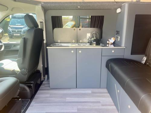 Volkswagen Transporter T6.1 SWB T28 4 Berth Pop Top Campervan el12368 updated 24-04-2025 EL12368 (16)