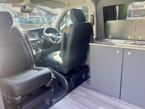 Volkswagen Transporter T6.1 SWB T28 4 Berth Pop Top Campervan el12368 updated 24-04-2025 EL12368 (6)