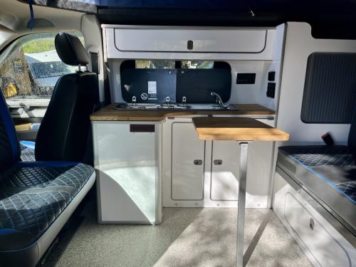 Volkswagen Transporter T6.1 SWB T28 4 Berth Pop Top Campervan gd70-jhj-09-04-2026 (1)