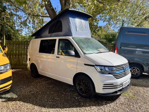Volkswagen Transporter T6.1 SWB T28 4 Berth Pop Top Campervan gd70-jhj-09-04-2026 (7)