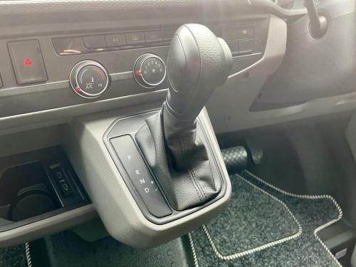 Volkswagen Transporter T6.1 SWB T28 4 Berth Pop Top Campervan nx24buv 12-09-2025 (13)