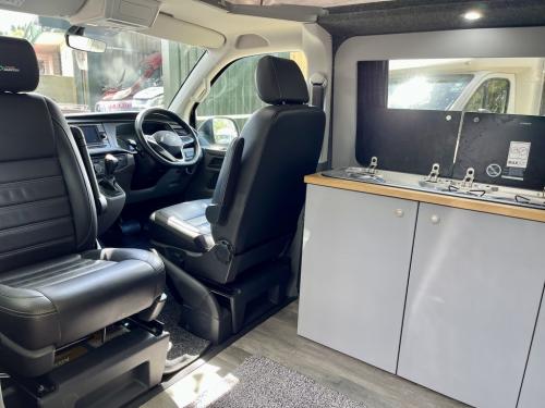 Volkswagen Transporter T6.1 SWB T28 4 Berth Pop Top Campervan yj23-flz-20-05-2026 (3)