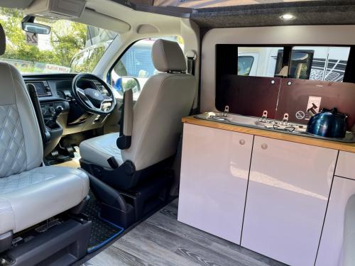 Volkswagen Transporter T6.1 SWB T28 4 Berth Pop Top yj23-fyp-10-05-2026 (10)