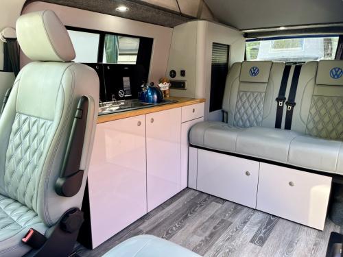 Volkswagen Transporter T6.1 SWB T28 4 Berth Pop Top yj23-fyp-10-05-2026 (15)