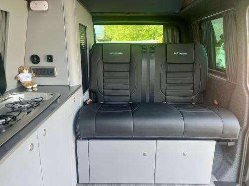 Volkswagen Transporter T6.1 SWB T28 Kombi 4 Berth Pop Top Campervan EL53791 30-04-2025 (13)