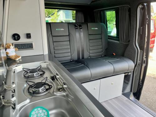 Volkswagen Transporter T6.1 SWB T28 Kombi 4 Berth Pop Top Campervan EL53791 30-04-2025 (16)