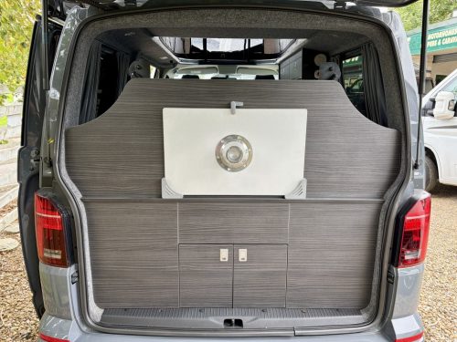Volkswagen Transporter T6.1 T30 SWB 4 Berth Pop Top Campervan 10-09-2026-ys73-bbu (8)