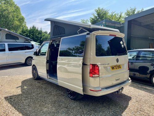 Volkwagen Transporter T6.1 SWB 4 Berth Pop Top Campervan rk72-oxd-15-07-2026 (6)