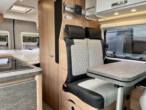 Weinsberg Carabus Edition Fire 540 MQ 3 Berth Coachbuilt Campervan w13192-04-06-2025 (10)